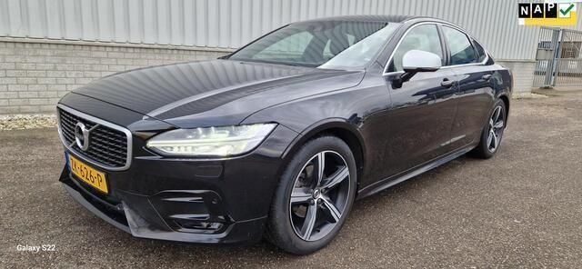 Zwart Gebruikt 2019 Volvo S90 Business Edition Sedan | € 11.000 (Iets duurder) - Afbeelding 1/4