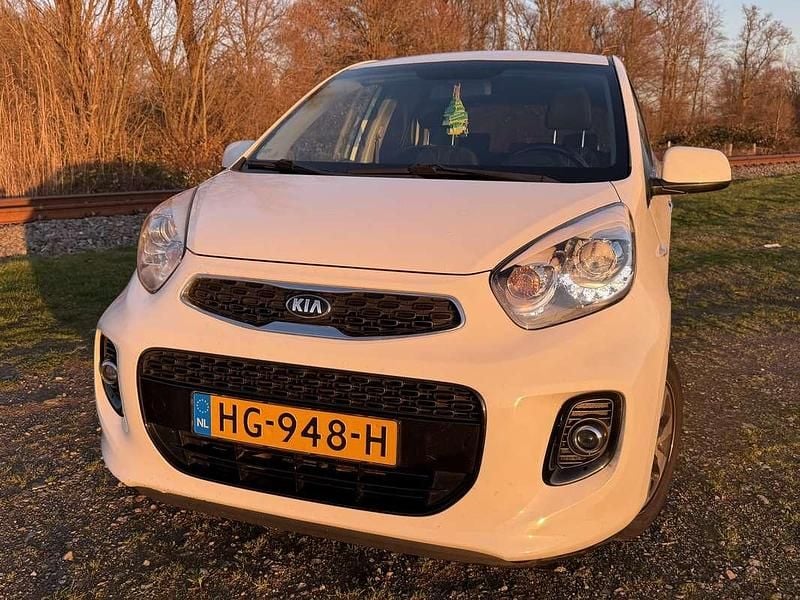 Wit Gebruikt 2015 Kia Picanto First Edition Hatchback | € 4.000 (Goede deal) - Afbeelding 1/4
