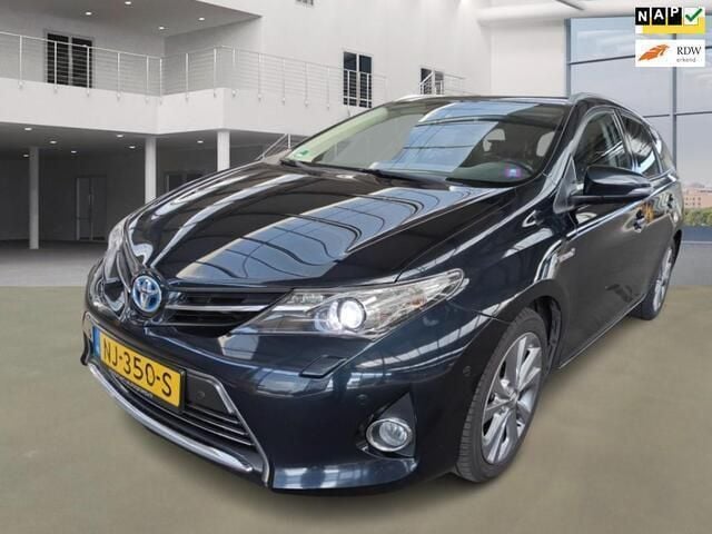 Grijs Gebruikt 2014 Toyota Auris Touring Sports Executive Stationwagen | € 7.500 (Eerlijke prijs) - Afbeelding 1/4