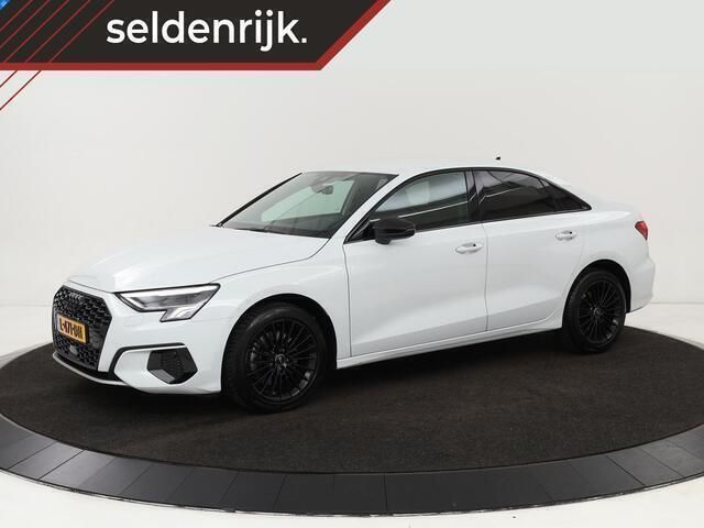 Wit Gebruikt 2021 Audi A3 Business Sedan | € 17.400 (Goede deal) - Afbeelding 1/4