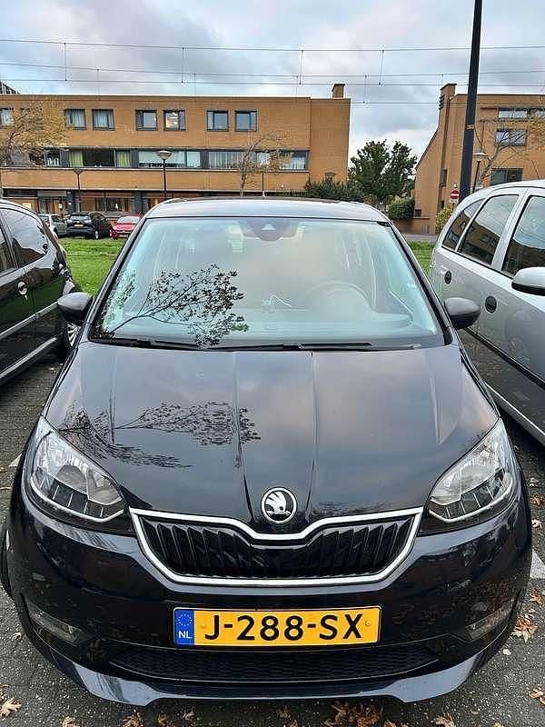 Zwart Gebruikt 2020 Skoda Citigo-e IV Ambition Hatchback | € 12.250 - Afbeelding 1/4