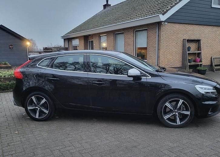 Occasion Volvo V40 190 PK (139 kW) 2018