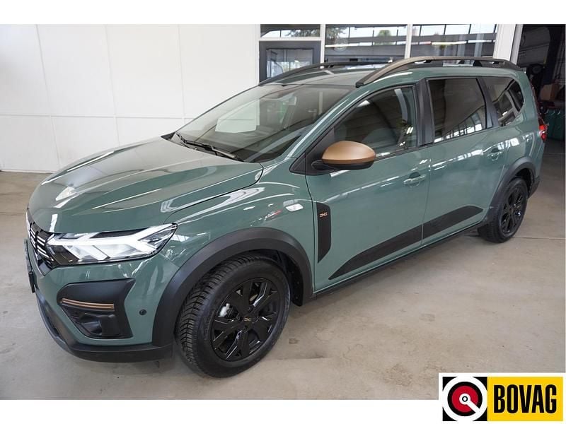 Groen Gebruikt 2024 Dacia Jogger Extreme MPV | € 22.950 (Iets duurder) - Afbeelding 1/4