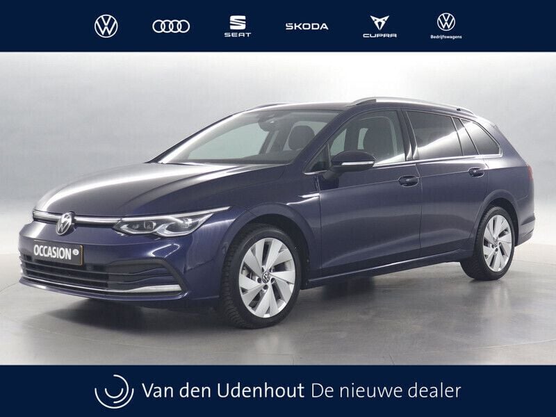 Blauw, metallic lak Gebruikt 2023 VW Golf VIII Style Stationwagen | € 29.350 (Eerlijke prijs) - Afbeelding 1/4