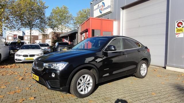 Zwart, metallic lak Gebruikt 2017 BMW X4 Executive SUV | € 24.950 (Eerlijke prijs) - Afbeelding 1/4