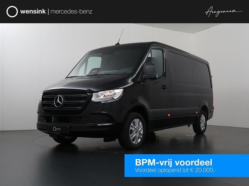 Zwart Occasion 2024 Mercedes Sprinter Van | € 54.330 - Afbeelding 1/3