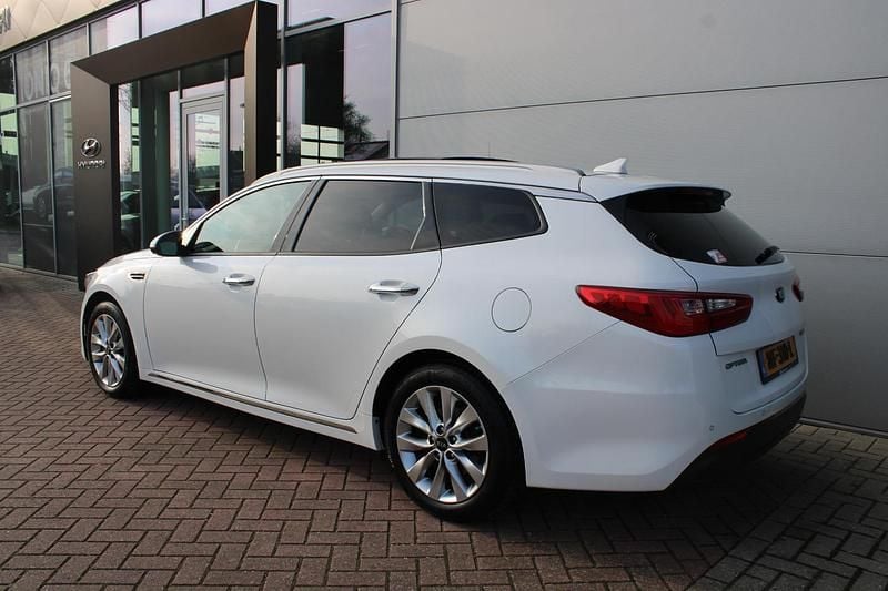 Occasion Kia Optima 142 PK (104 kW) 2017 Wit Stationwagen