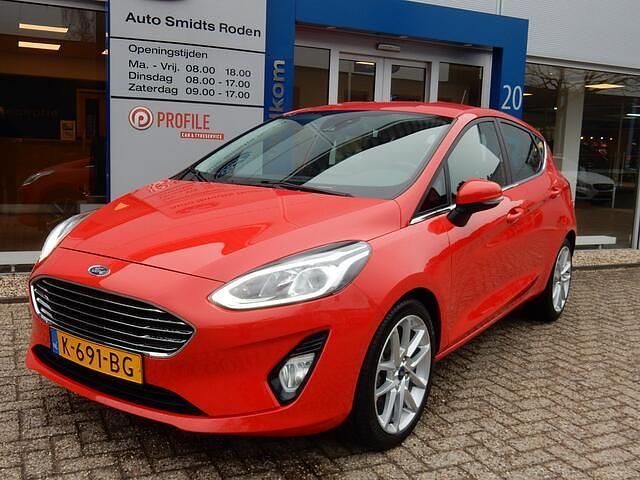 Occasion Ford Fiesta Titanium 125 PK (91 kW) 2020 Rood Hatchback
