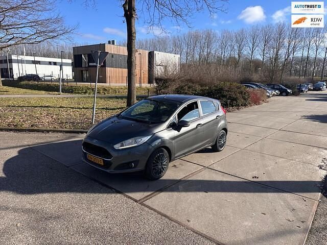 Occasion Ford Fiesta 75 PK (55 kW) 2016 Grijs Hatchback