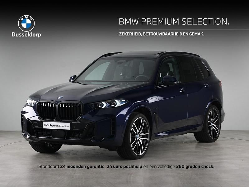 Blauw Occasion 2025 BMW X5 M Sport SUV | € 98.950 (Eerlijke prijs) - Afbeelding 1/4