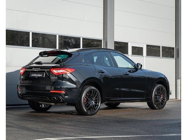 Occasion Maserati Levante GranLusso 430 PK (316 kW) 2018 Zwart SUV