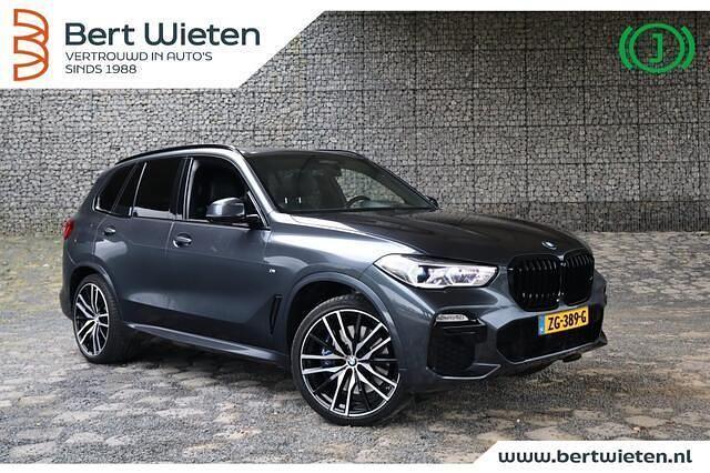 Grijs Gebruikt 2019 BMW X5 M Sport SUV | € 56.995 - Afbeelding 1/2