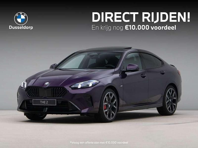 Paars Nieuw 2025 BMW 220 Comfort Edition Coupé | € 61.346 (Iets duurder) - Afbeelding 1/4