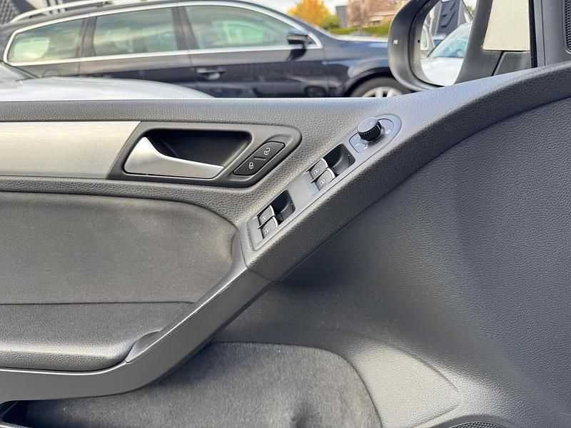 Wit Occasion 2014 VW Golf Cabriolet Cabriolet | € 10.650 (Eerlijke prijs) - Afbeelding 1/4