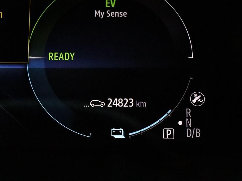 Occasion Renault Captur Engineered 94 PK (69 kW) 2024 Grijs metallic SUV