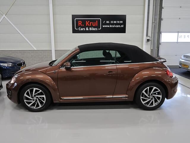 Occasion VW Beetle Sound 105 PK (77 kW) 2018 Bruin Cabriolet