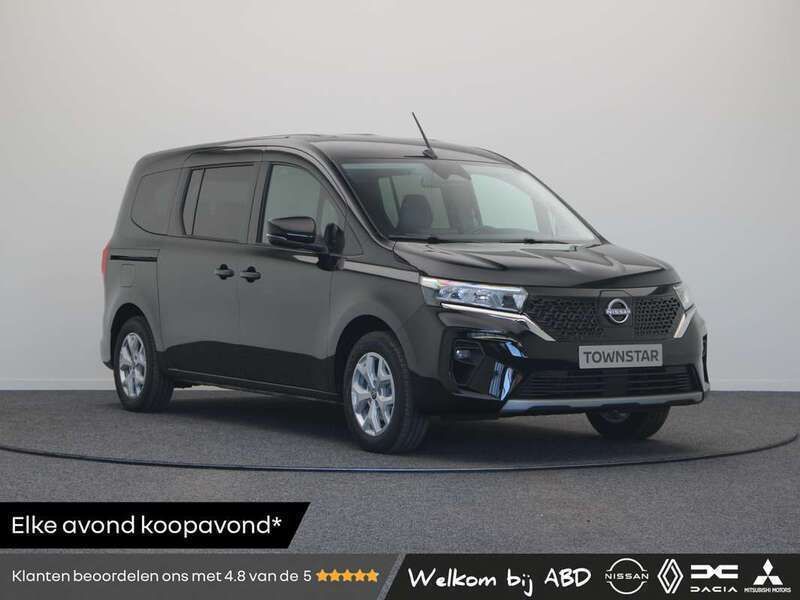 Zwart Nieuw 2025 Nissan Townstar N-Connecta MPV | € 41.950 - Afbeelding 1/3