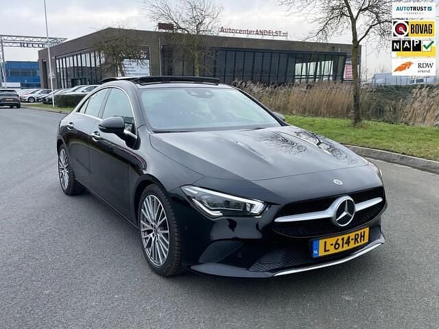 Occasion Mercedes CLA180 Business 136 PK (100 kW) 2021 Zwart Sedan