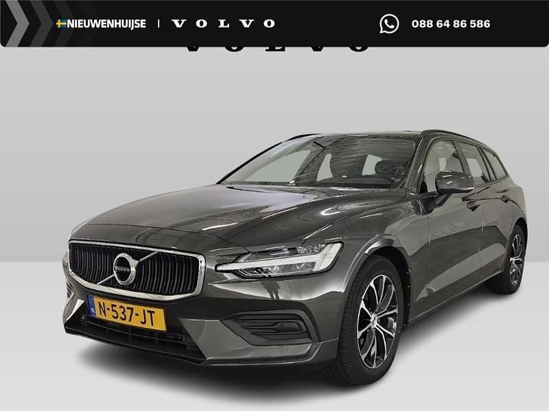 Grijs Gebruikt 2021 Volvo V60 Momentum Stationwagen | € 29.694 (Super prijs) - Afbeelding 1/4