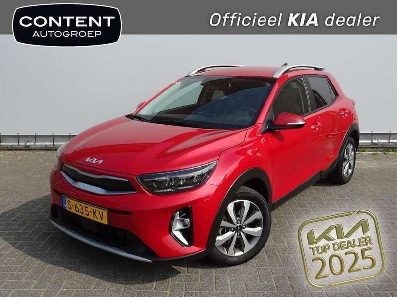 Rood Gebruikt 2023 Kia Stonic SUV | € 21.940 (Eerlijke prijs) - Afbeelding 1/4
