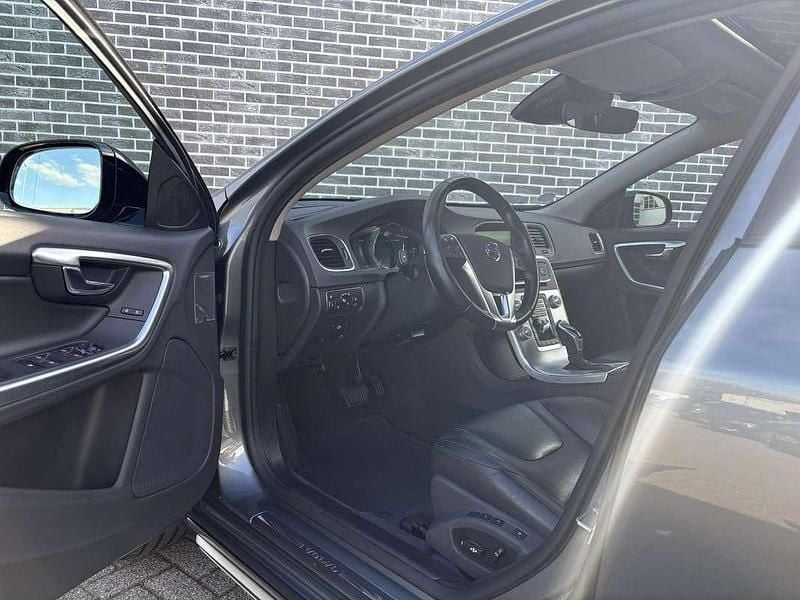 Occasion Volvo V60 CC 245 PK (180 kW) 2018 Grijs Stationwagen