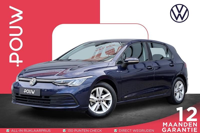 Occasion VW Golf VIII Life 110 PK (80 kW) 2023 Blauw Hatchback