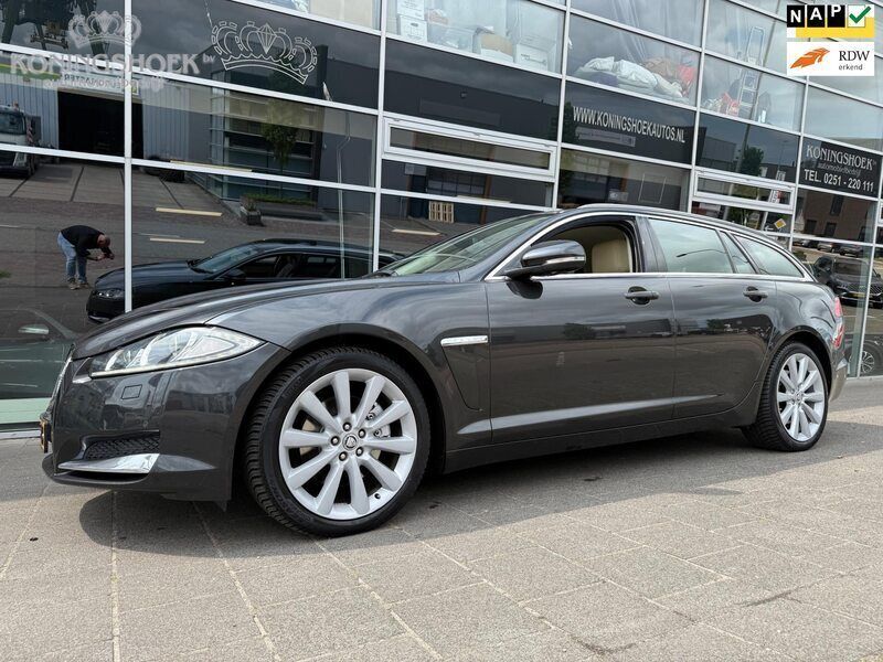 Grijs Gebruikt 2013 Jaguar XF Business Edition Sedan | € 8.950 (Goede deal) - Afbeelding 1/4