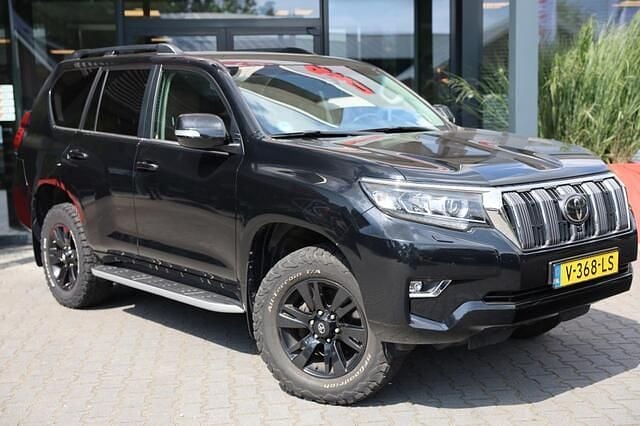 Zwart Gebruikt 2018 Toyota Land Cruiser Lounge SUV | € 45.995 - Afbeelding 1/4