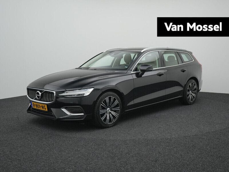 Zwart Gebruikt 2022 Volvo V60 Core Stationwagen | € 31.900 (Goede deal) - Afbeelding 1/4