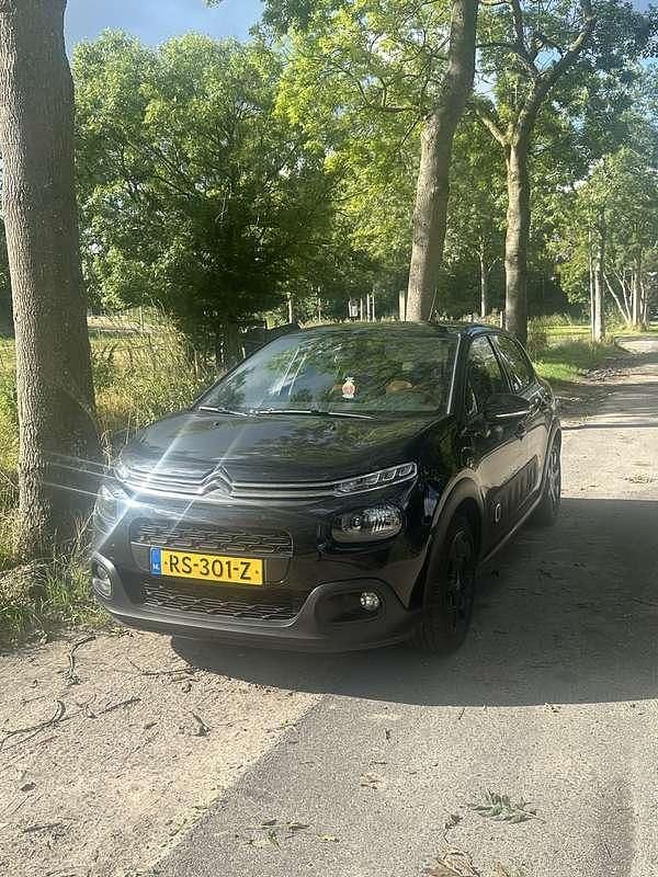 Zwart Occasion 2018 Citroën C3 Shine Hatchback | € 8.500 (Iets duurder) - Afbeelding 1/4