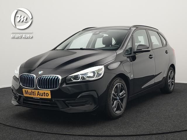 Zwart Gebruikt 2019 BMW 225 Active Tourer iPerformance MPV | € 22.380 (Eerlijke prijs) - Afbeelding 1/4