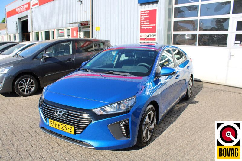 Blauw Gebruikt 2017 Hyundai Ioniq Sedan | € 14.900 (Eerlijke prijs) - Afbeelding 1/4