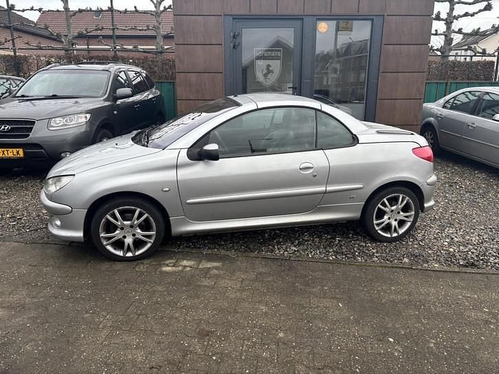 Occasion Peugeot 206 CC 136 PK (100 kW) 2001 Grijs Cabriolet