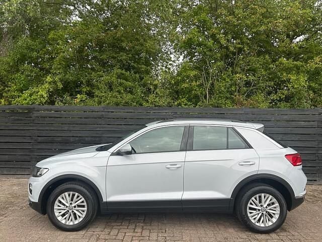 Wit Gebruikt 2019 VW T-Roc Sport SUV | € 16.799 (Goede deal) - Afbeelding 1/4