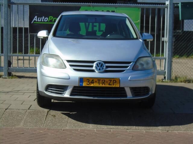 Grijs Gebruikt 2007 VW Golf Plus Trendline MPV | € 3.700 (Eerlijke prijs) - Afbeelding 1/3