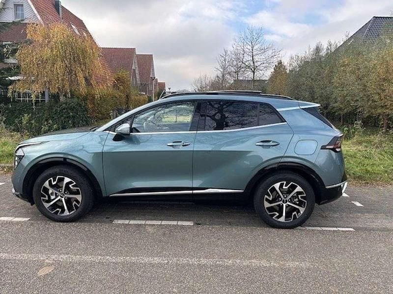 Blauw Gebruikt 2024 Kia Sportage Plus SUV | € 39.500 (Eerlijke prijs) - Afbeelding 1/4