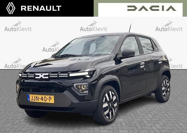 Zwart (metallic) Gebruikt 2025 Dacia Spring Hatchback | € 15.950 (Eerlijke prijs) - Afbeelding 1/3