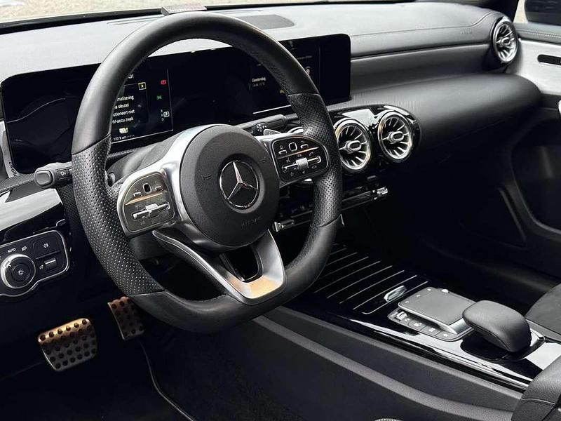 Occasion Mercedes A250 AMG line 160 PK (117 kW) 2020 Grijs (metallic) Hatchback