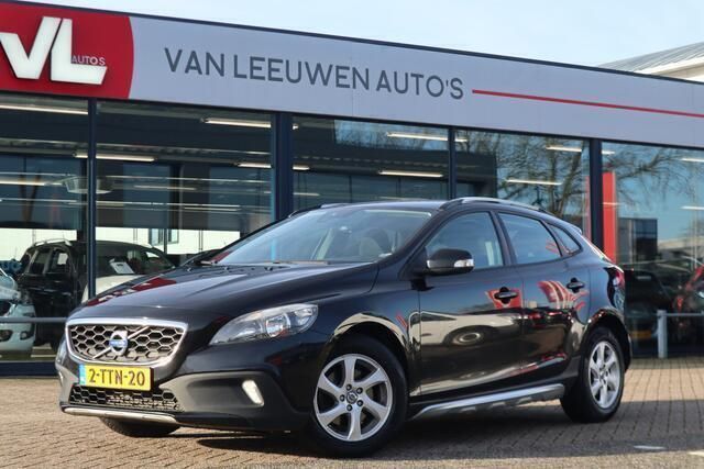 Zwart Gebruikt 2014 Volvo V40 CC Kinetic Stationwagen | € 7.748 (Eerlijke prijs) - Afbeelding 1/4