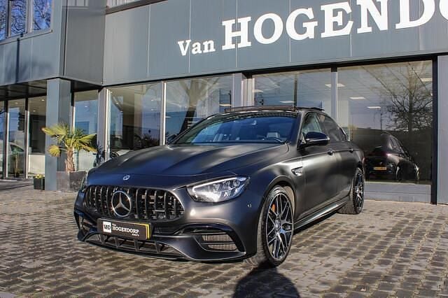 Grijs Gebruikt 2022 Mercedes E63S AMG AMG Sedan | € 123.950 - Afbeelding 1/4