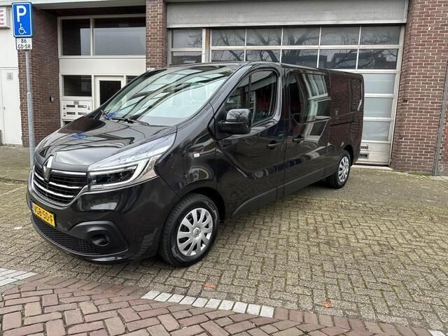 Zwart Gebruikt 2020 Renault Trafic Luxe Van | € 23.749 - Afbeelding 1/4