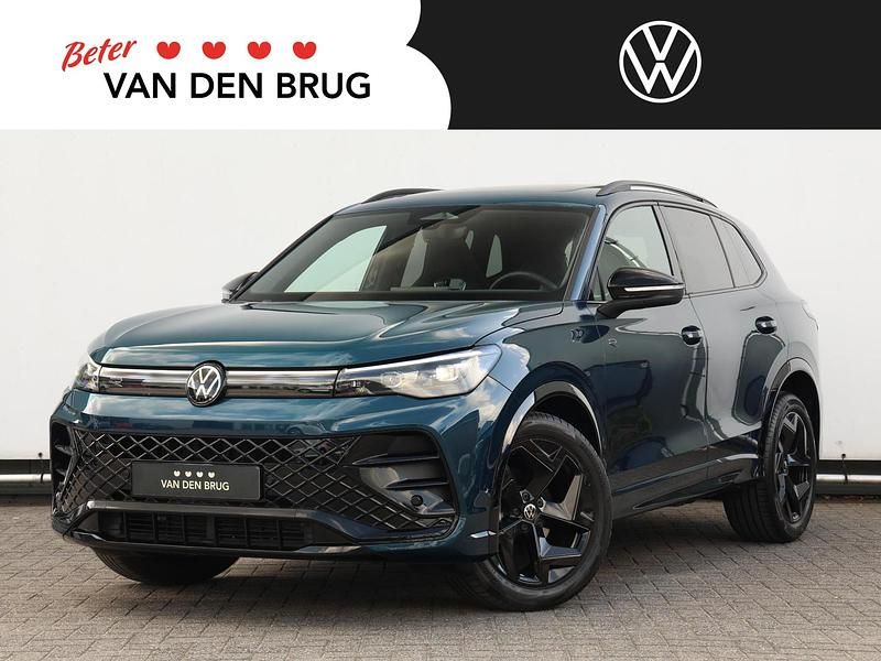 Blauw, metallic lak Gebruikt 2024 VW Tiguan R-line Edition SUV | € 48.400 (Eerlijke prijs) - Afbeelding 1/4