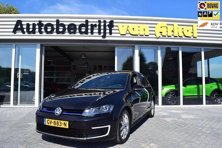 Gebruikt 2015 VW e-Golf GTE Hatchback | € 14.495 (Eerlijke prijs) - Afbeelding 1/4