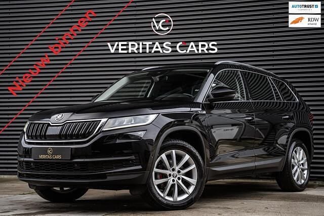 Zwart (metallic) Gebruikt 2020 Skoda Kodiaq SportLine SUV | € 29.650 (Goede deal) - Afbeelding 1/4