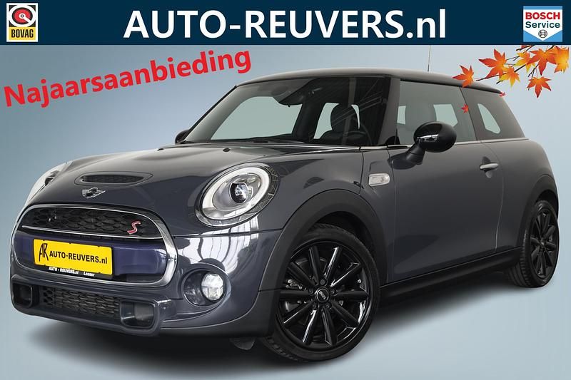Grijs Gebruikt 2016 Mini Cooper SD Hatchback | € 14.900 - Afbeelding 1/4