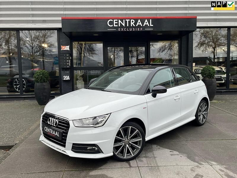 Wit Gebruikt 2016 Audi A1 Hatchback | € 15.950 (Iets duurder) - Afbeelding 1/4