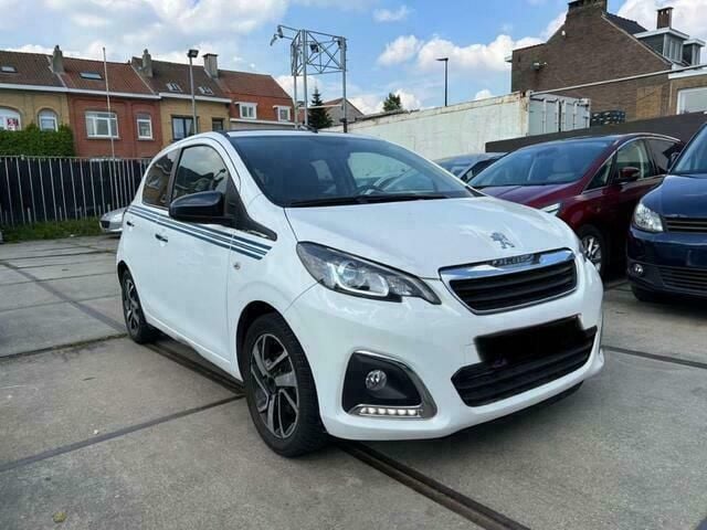 Wit Gebruikt 2018 Peugeot 108 Allure Hatchback | € 7.450 (Eerlijke prijs) - Afbeelding 1/4