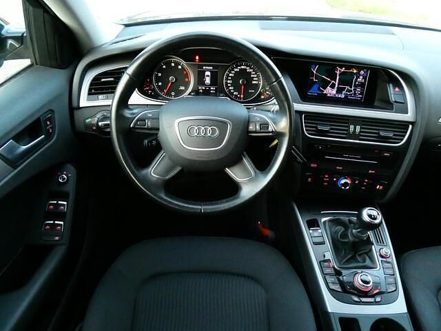 Occasion Audi A4 Business 170 PK (125 kW) 2013 Blauw Stationwagen