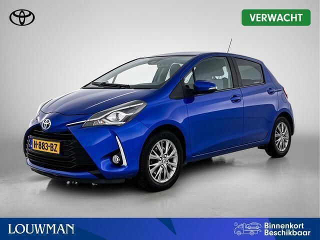 Blauw metallic Gebruikt 2020 Toyota Yaris Hatchback | € 16.345 (Eerlijke prijs) - Afbeelding 1/4