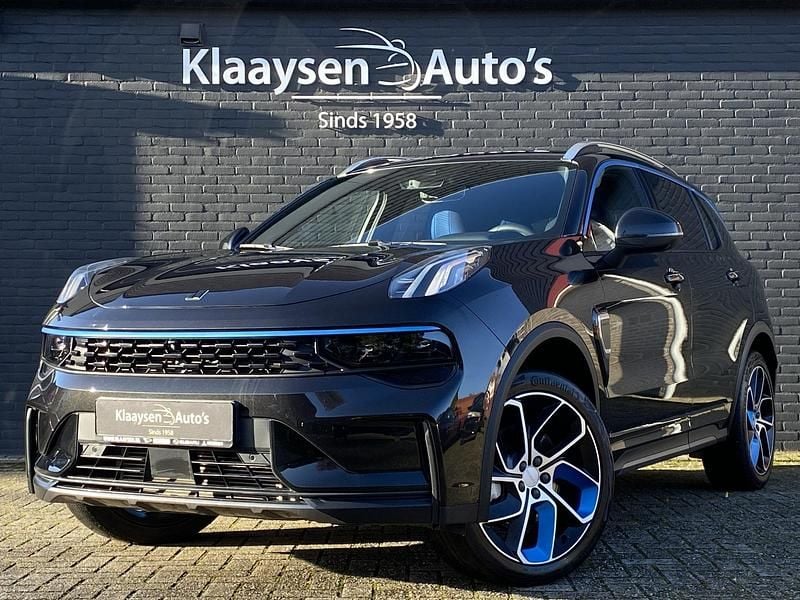 Zwart Gebruikt 2023 Lynk & Co 01 SUV | € 28.450 (Eerlijke prijs) - Afbeelding 1/4